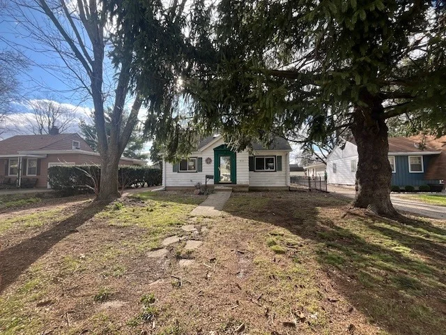 Unit for sale at 511 S Russell Street, Champaign, IL 61821