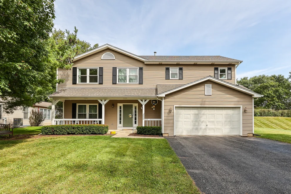 Unit for sale at 16 Crystal Ridge Drive, Crystal Lake, IL 60012