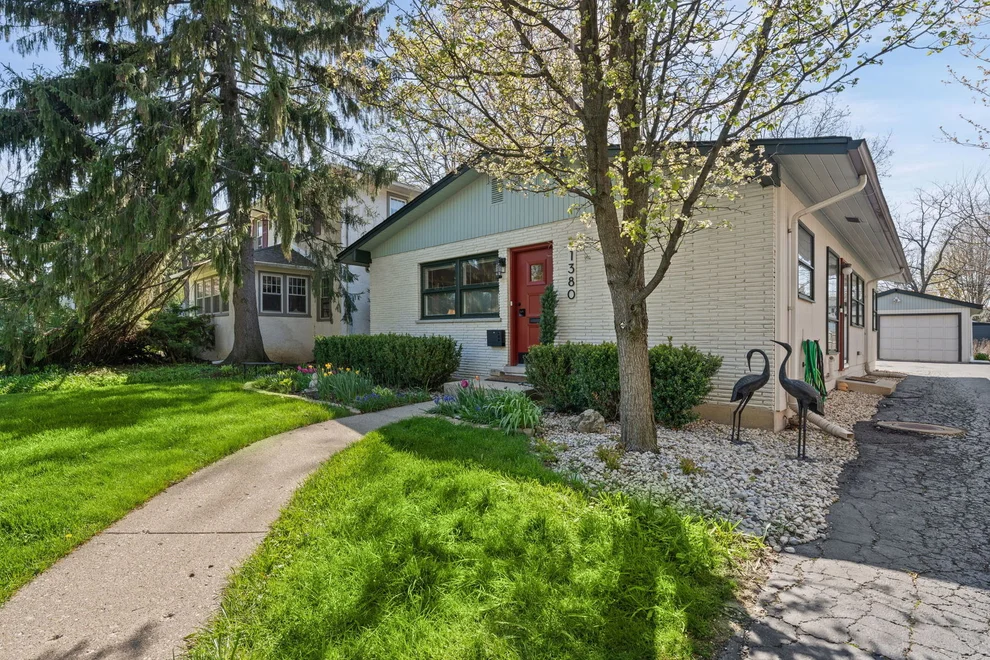 Unit for sale at 1380 Glencoe Avenue, Highland Park, IL 60035