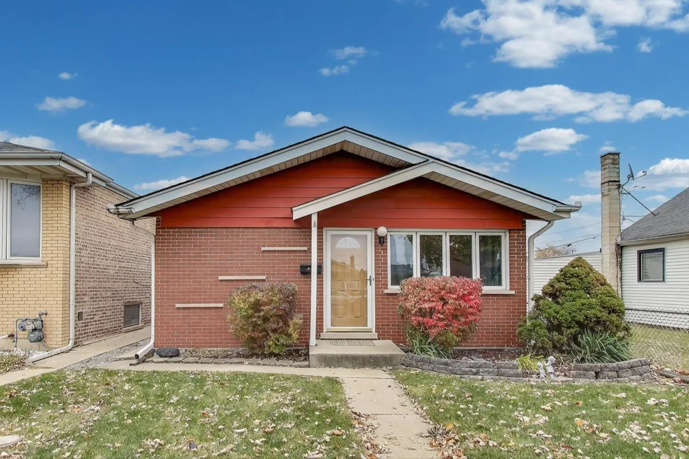 Unit for sale at 7843 Massasoit Avenue, Burbank, IL 60459