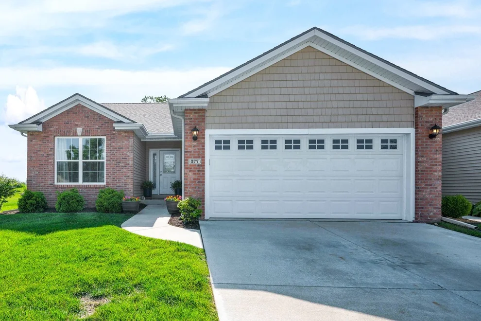 Unit for sale at 277 Cassidy Road, Normal, IL 61761