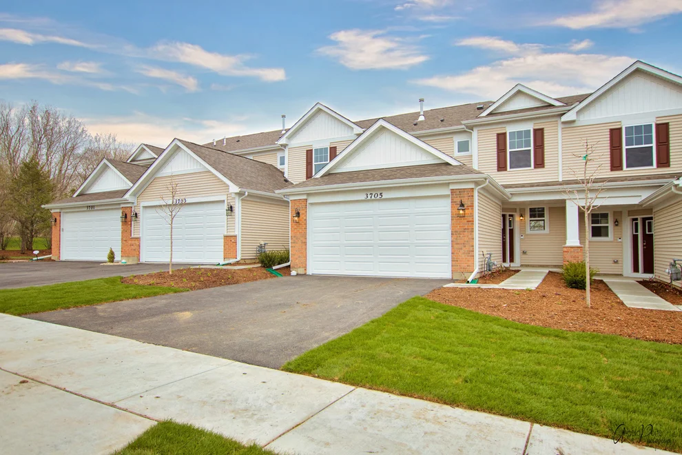 Unit for sale at 3715 Monica Lane, Johnsburg, IL 60051
