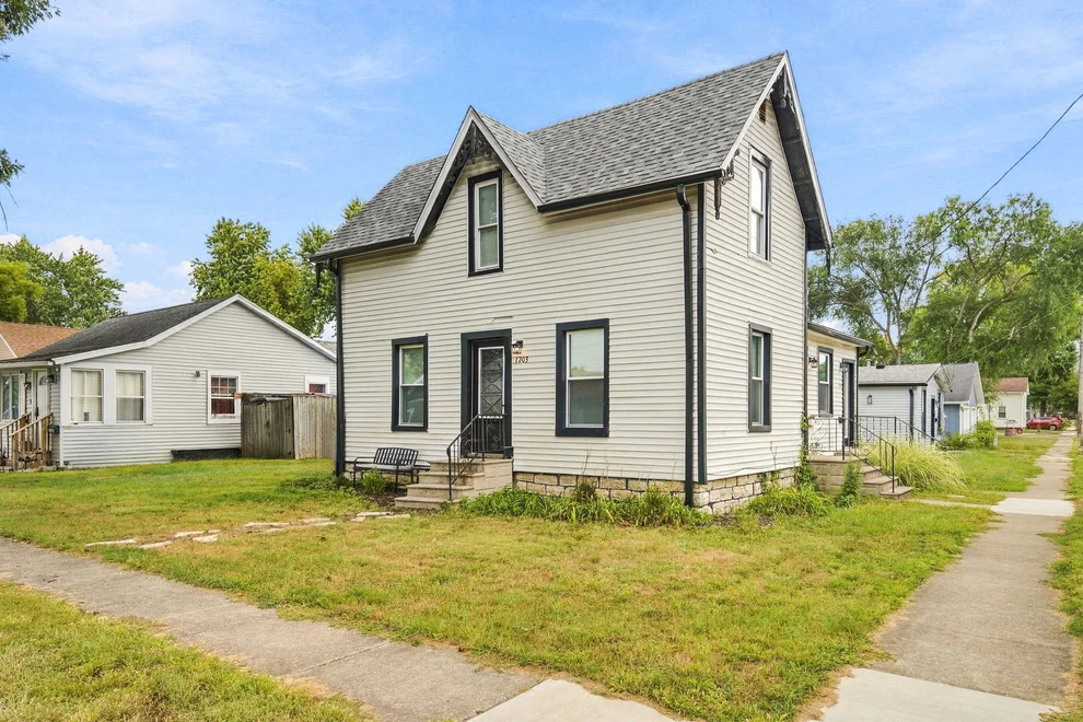 Unit for sale at 1203 Kiersted Street, Morris, IL 60450
