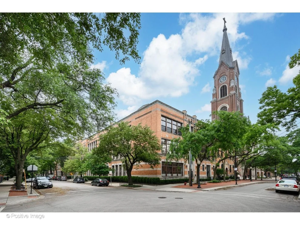 Unit for sale at 1660 N Hudson Avenue, Chicago, IL 60614