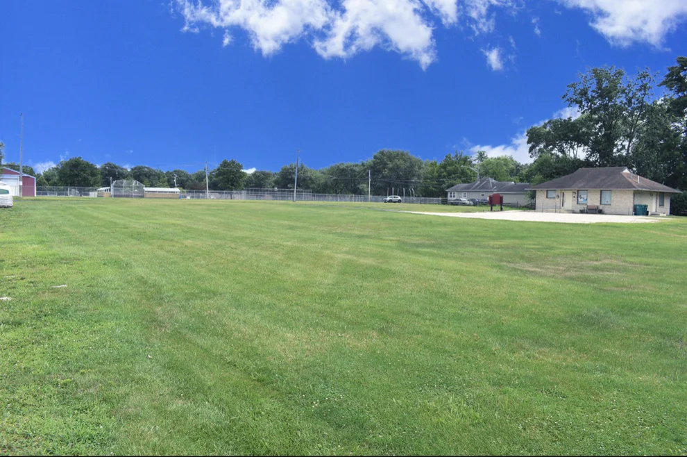 Unit for sale at 281 S Main Street, Seneca, IL 61360