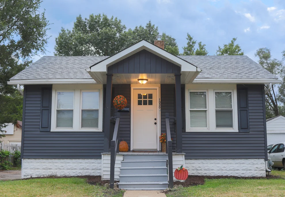 Unit for sale at 1030 Charles Street, Aurora, IL 60506