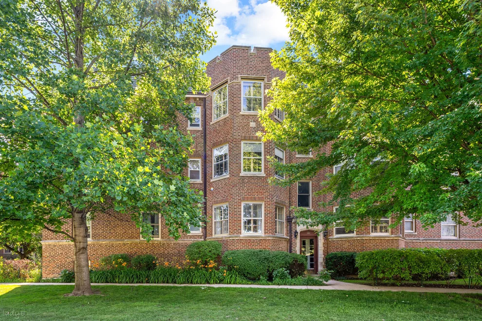 Unit for sale at 1218 Central Street, Evanston, IL 60201
