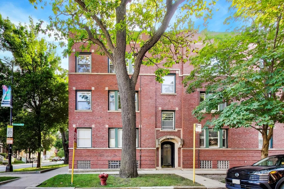 Unit for sale at 3557 N Hamilton Avenue, Chicago, IL 60618