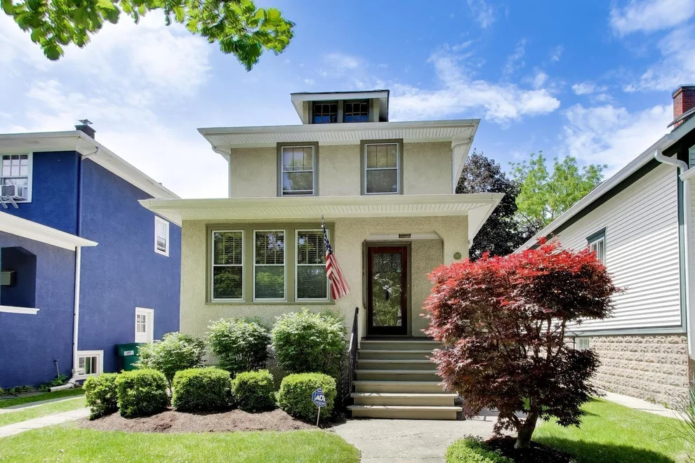 Unit for sale at 705 N Marion Street, Oak Park, IL 60302