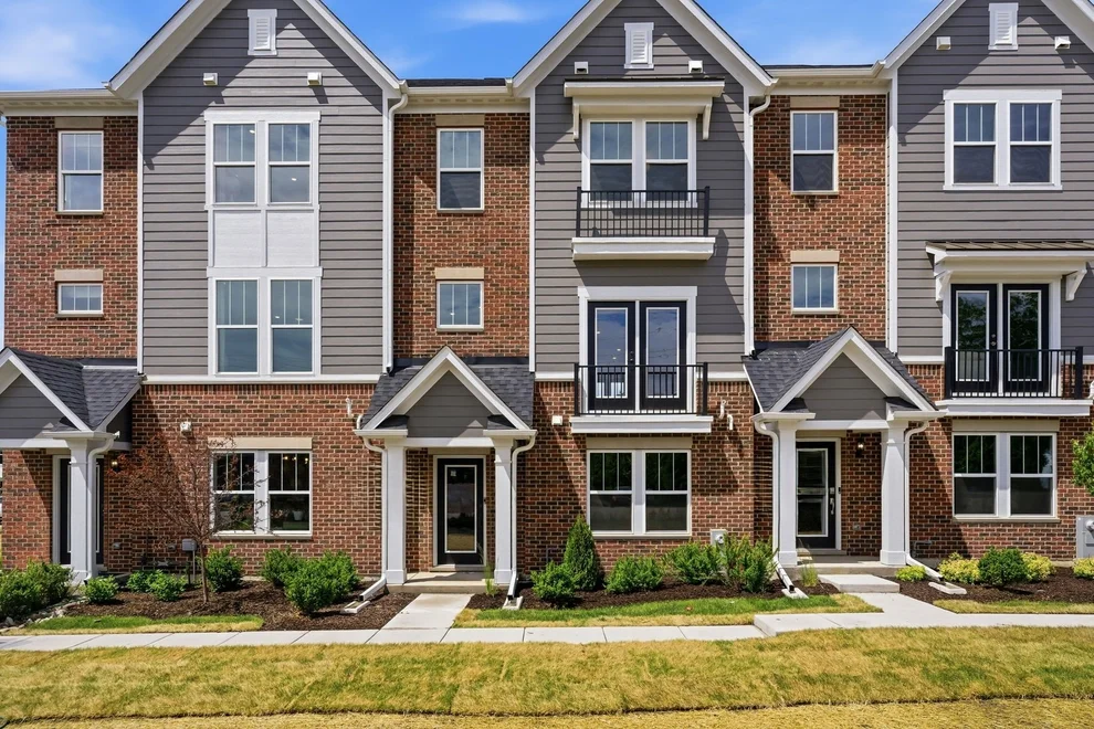 Unit for sale at 218 Steeple Bush Lane, Schaumburg, IL 60193