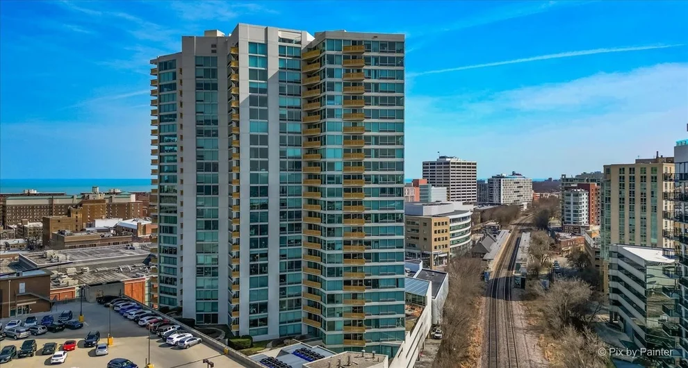 Unit for sale at 1720 Maple Avenue, Evanston, IL 60201