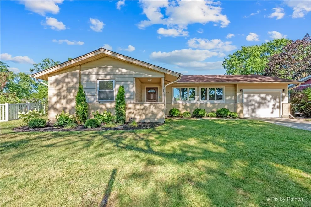 Unit for sale at 1059 Hickory Lane, Elk Grove Village, IL 60007