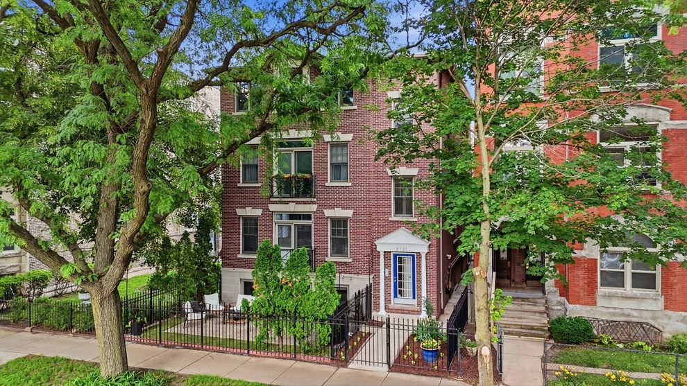 Unit for sale at 3131 N Racine Avenue, Chicago, IL 60657