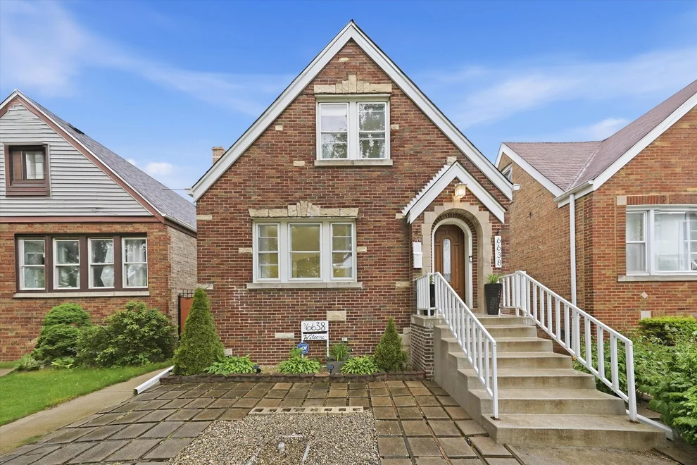 Unit for sale at 6638 S Karlov Avenue, Chicago, IL 60629