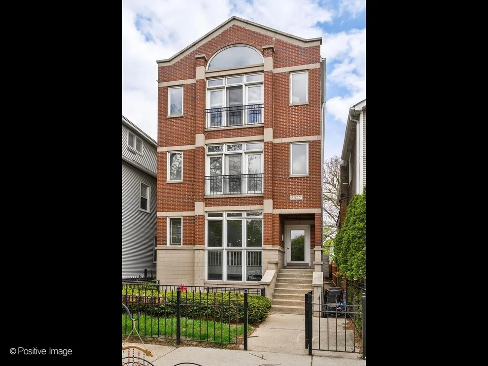 Unit for sale at 3027 N Racine Avenue, Chicago, IL 60657