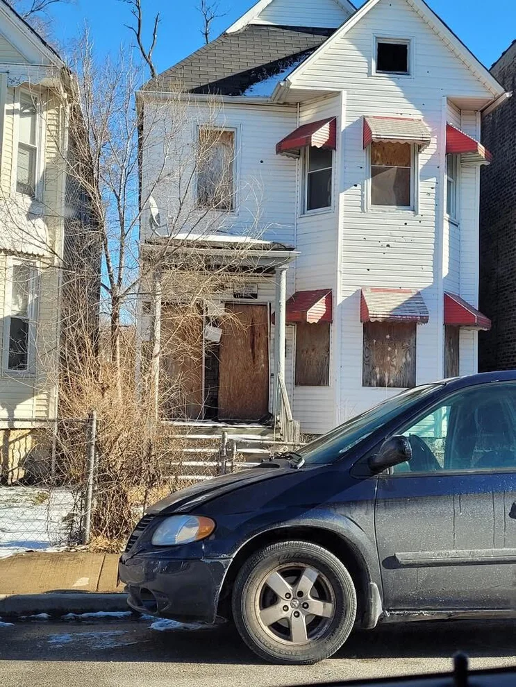 Unit for sale at 6835 S Green Street, Chicago, IL 60621