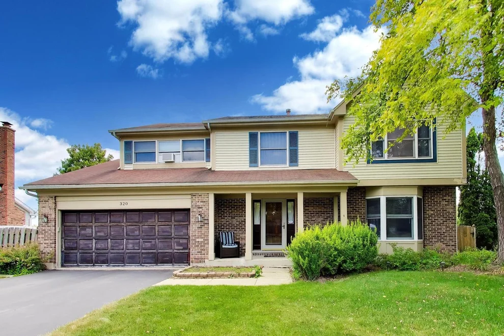 Unit for sale at 320 Yorkshire Drive, Mundelein, IL 60060
