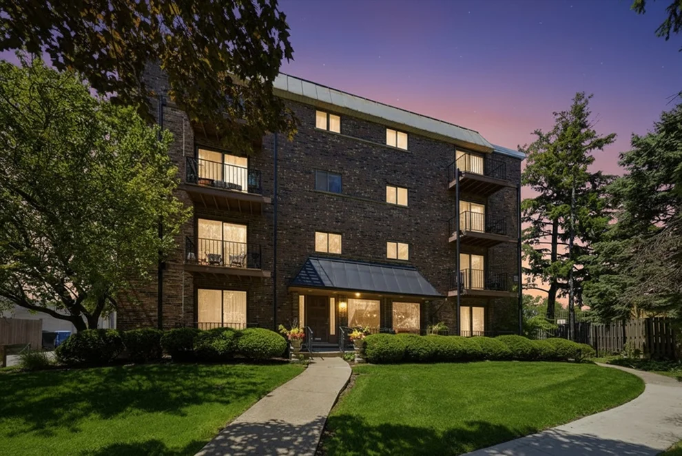 Unit for sale at 2218 N Newland Avenue, Chicago, IL 60707