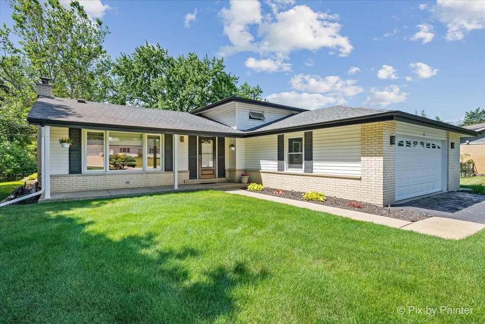 Unit for sale at 113 W Monterey Avenue, Schaumburg, IL 60193