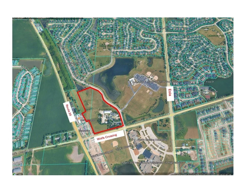 Unit for sale at 3017 Lundquist Drive, Aurora, IL 60503