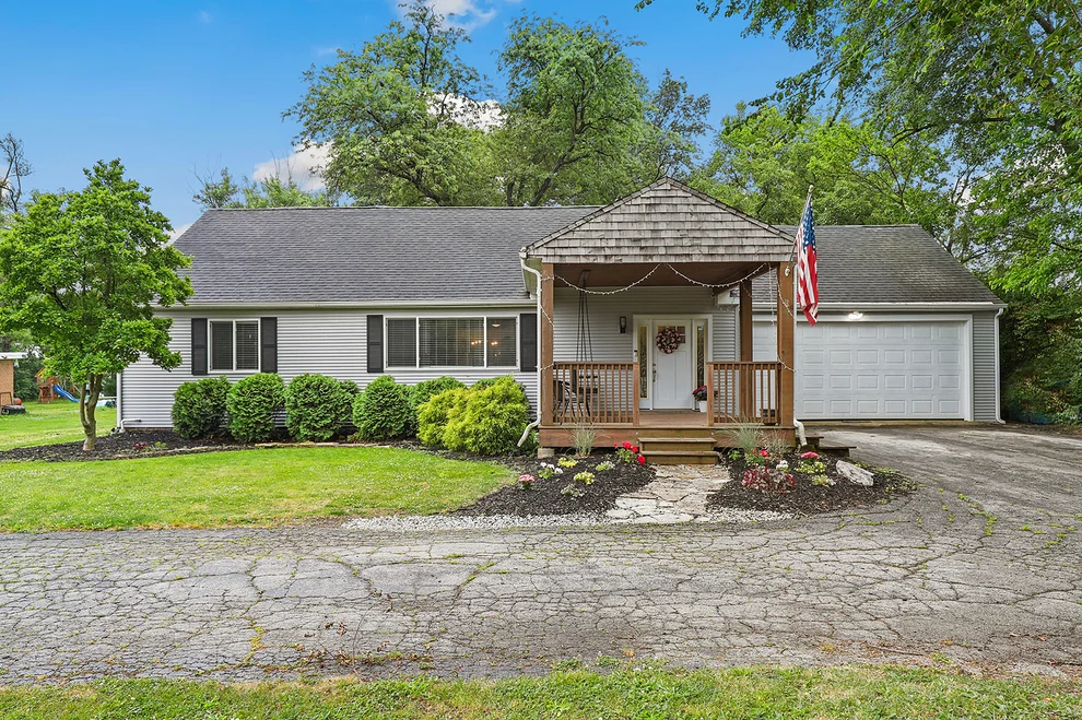 Unit for sale at 3433 Flossmoor Road, Homewood, IL 60430