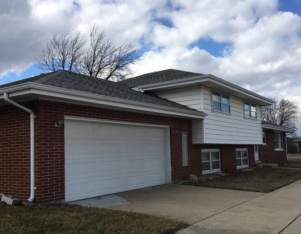 Unit for sale at 751 Memorial Drive, Calumet City, IL 60409