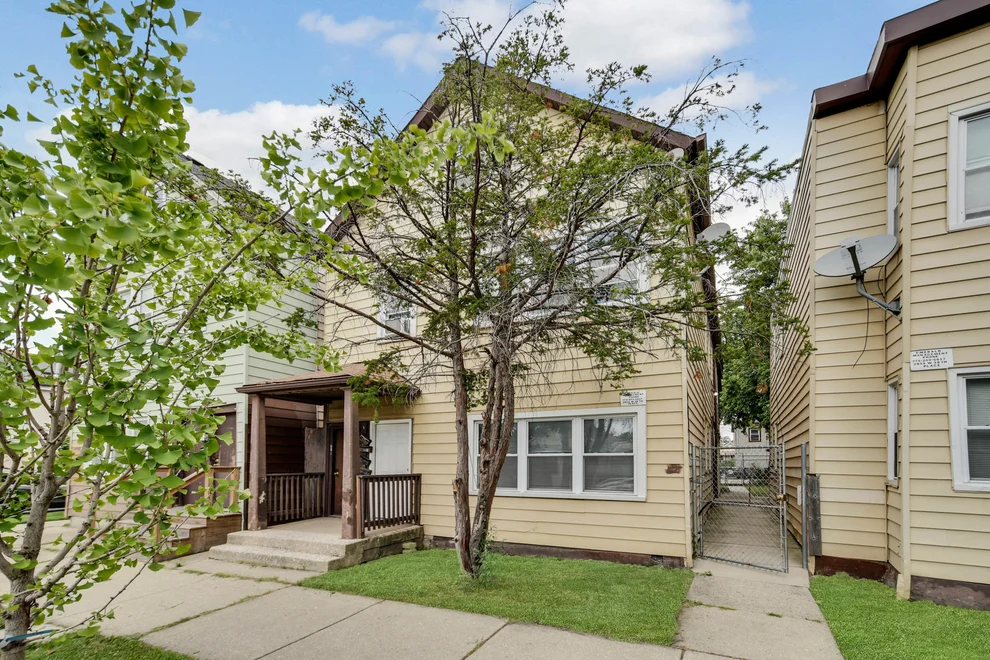 Unit for sale at 2856 W 38th Place, Chicago, IL 60632