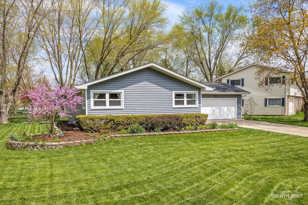 Unit for sale at 850 Arthur Drive, Elgin, IL 60120