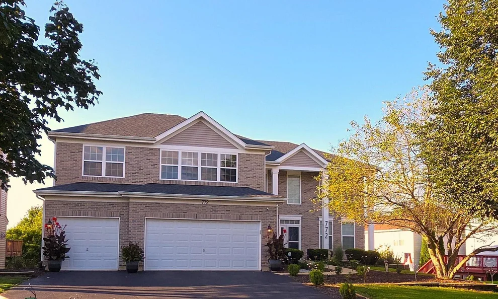 Unit for sale at 772 E Lindsey Lane, Bolingbrook, IL 60440