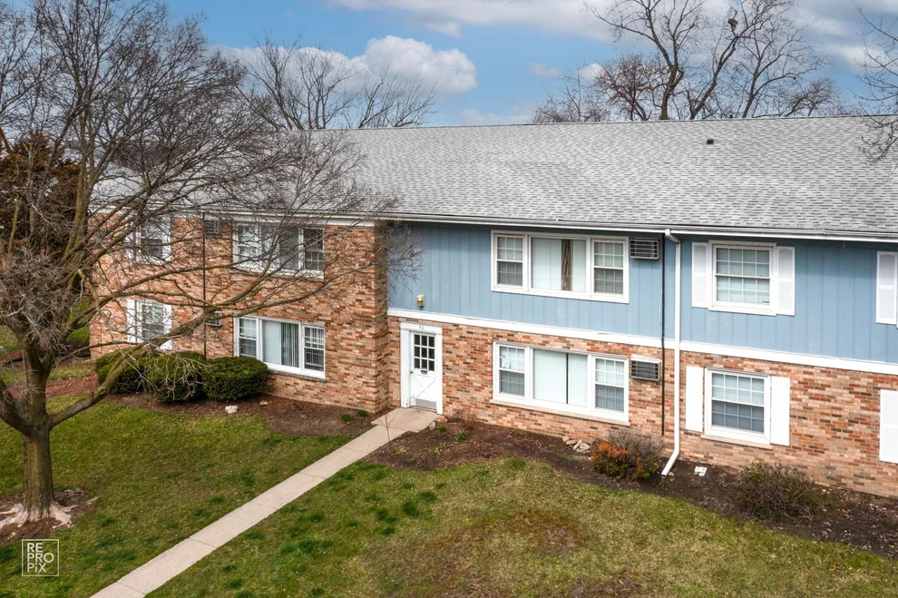 Unit for sale at 32 Rocky Way, Montgomery, IL 60538