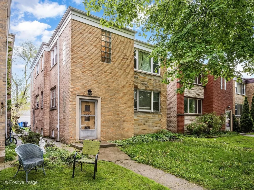 Unit for sale at 2630 W Estes Avenue, Chicago, IL 60645