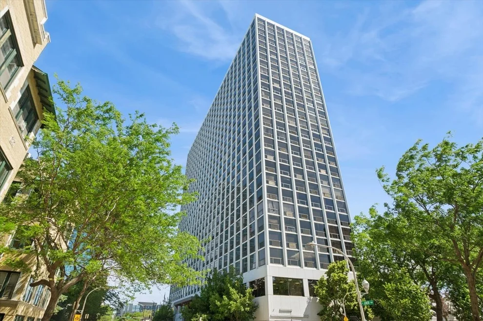 Unit for sale at 4343 N Clarendon Avenue, Chicago, IL 60613