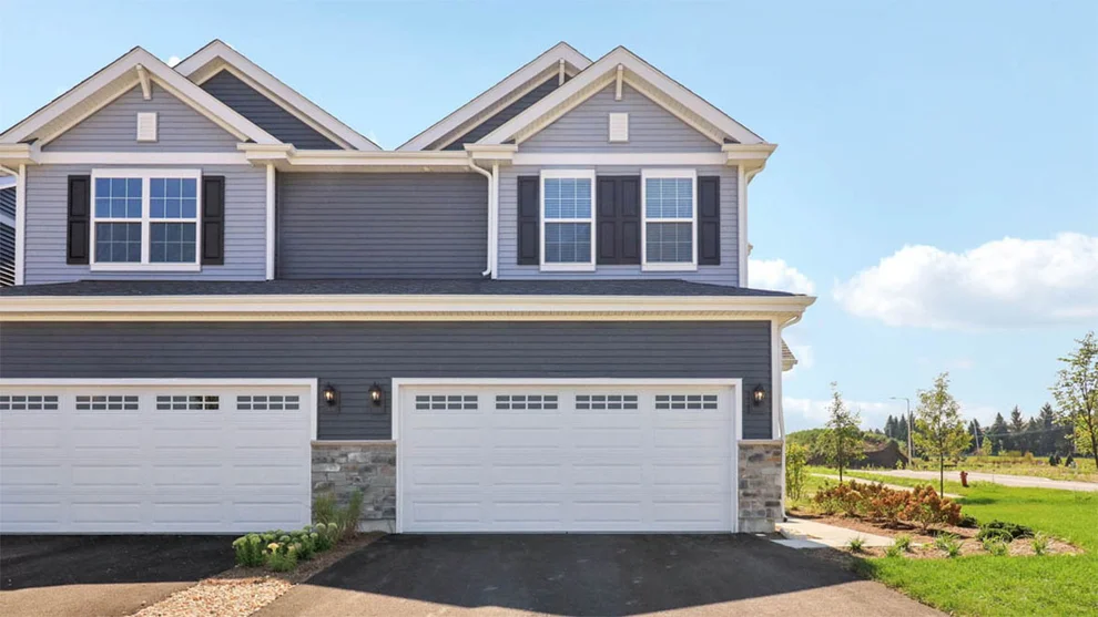 Unit for sale at 1740 Stable Lane, Aurora, IL 60503