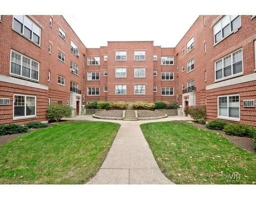 Unit for sale at 2762 Hampton Parkway, EVANSTON, IL 60201