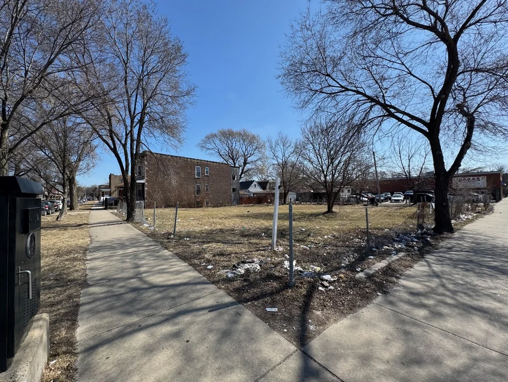 Unit for sale at 6101 S Ashland Avenue, Chicago, IL 60636