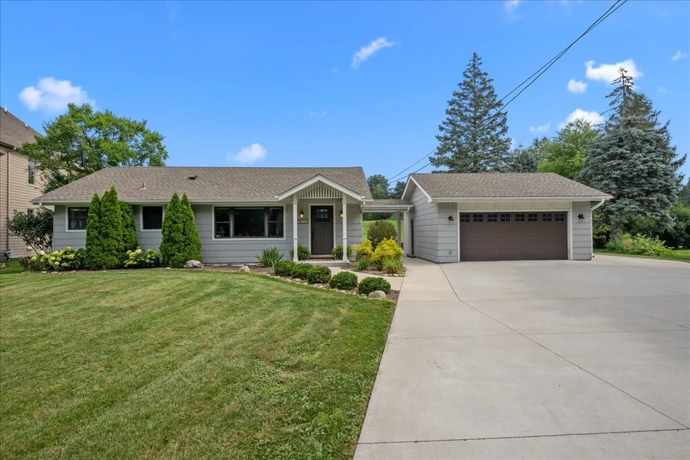 Unit for sale at 27W116 48th Street, Naperville, IL 60563