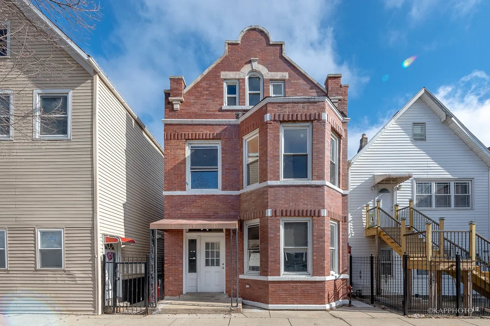 Unit for sale at 4505 S Justine Street, Chicago, IL 60609
