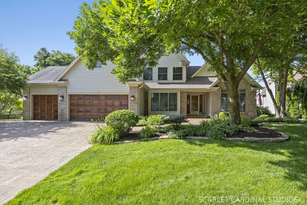 Unit for sale at 540 Fieldcrest Drive, West Chicago, IL 60185