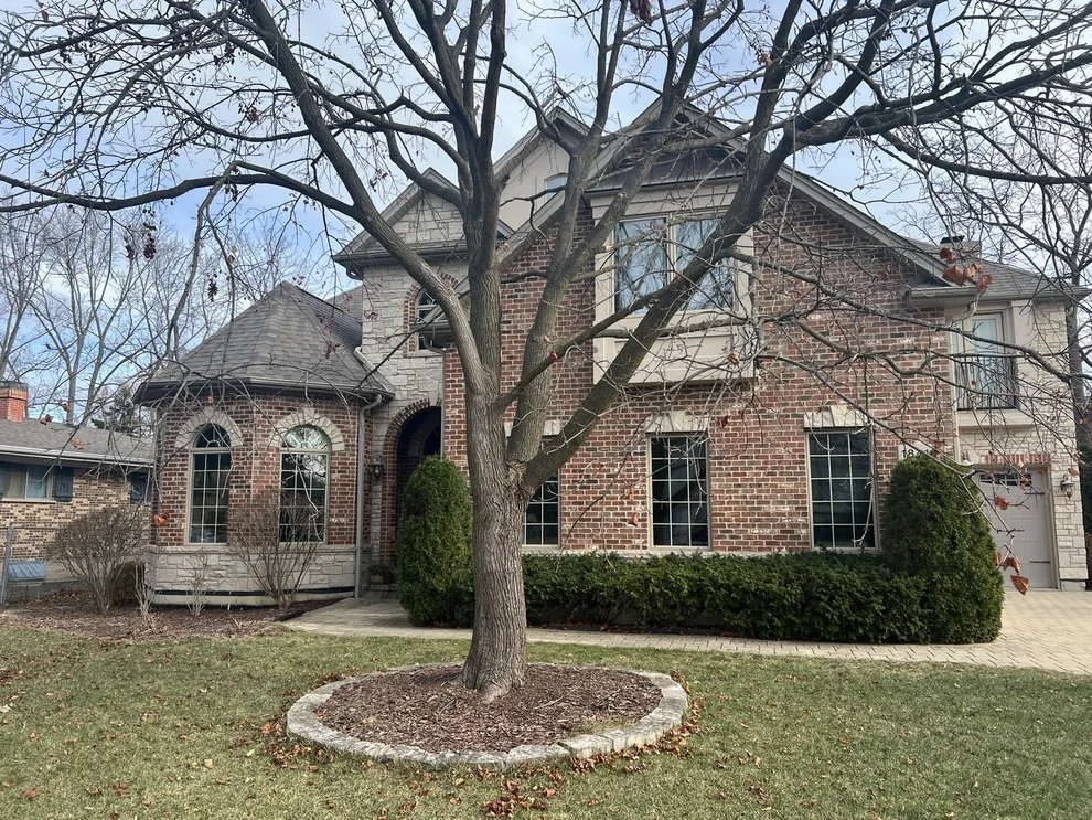 Unit for sale at 1841 Central Avenue, Northbrook, IL 60062