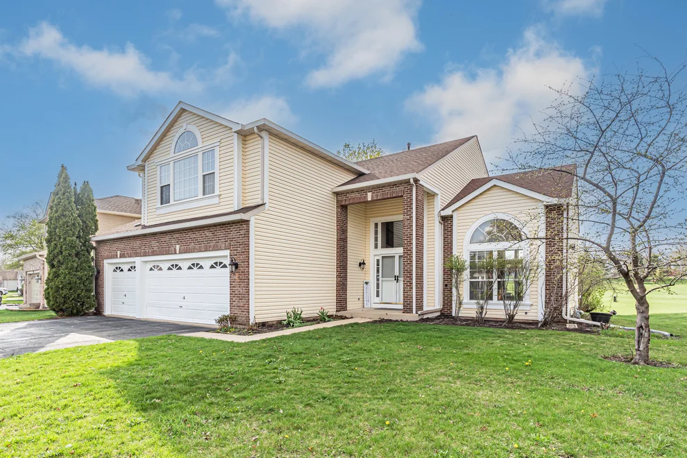 Unit for sale at 1171 HEAVENS GATE, Lake In The Hills, IL 60156