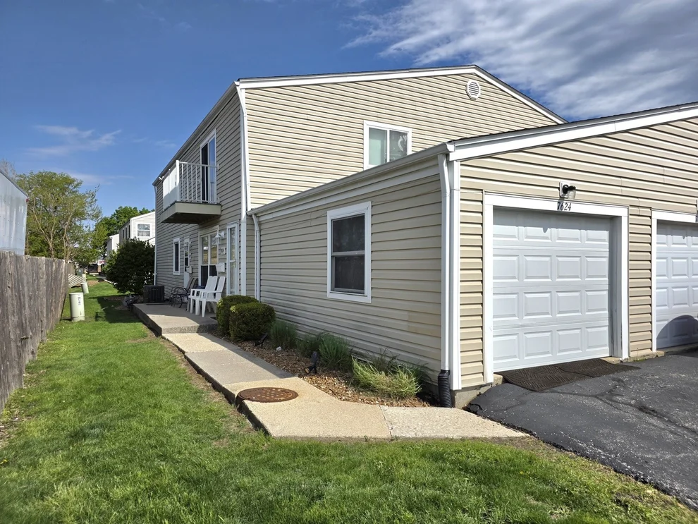 Unit for sale at 7624 159th Place, Tinley Park, IL 60477