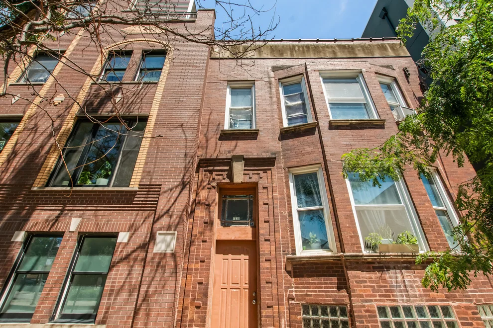 Unit for sale at 1630 W Melrose Street, Chicago, IL 60657