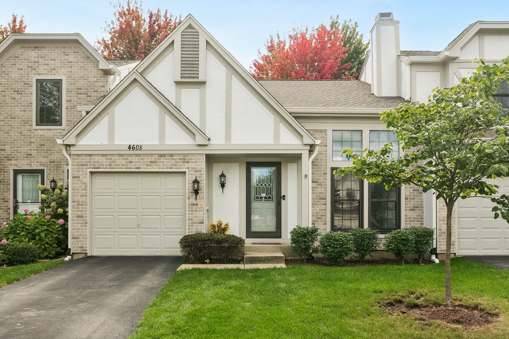 Unit for sale at 4608 Mumford Drive, Hoffman Estates, IL 60192