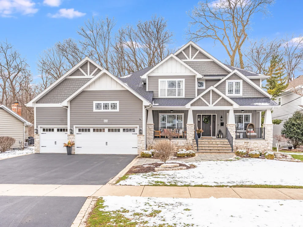 Unit for sale at 925 Douglas Avenue, Naperville, IL 60540