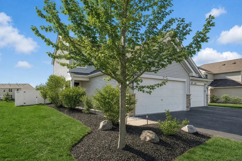 Unit for sale at 600 Vine Street, Hampshire, IL 60140
