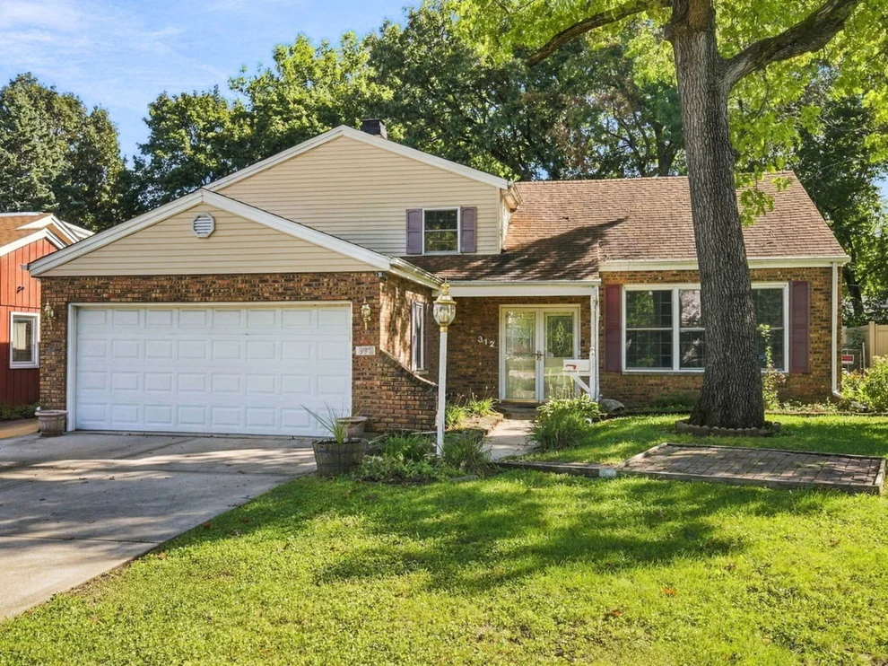 Unit for sale at 312 Earl Avenue, Joliet, IL 60436