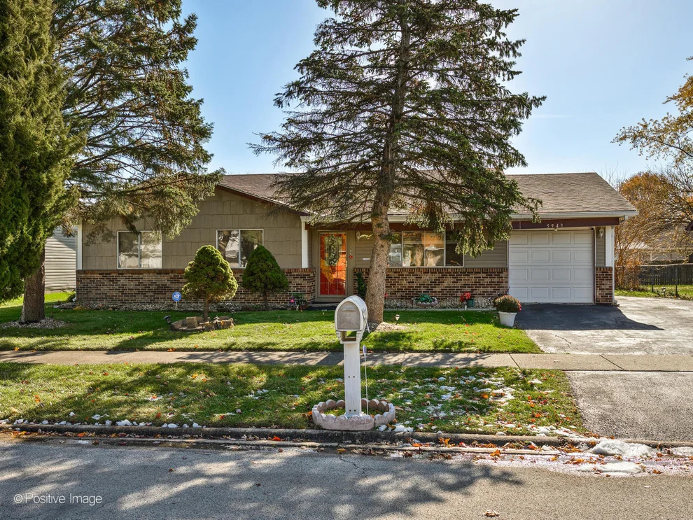 Unit for sale at 5943 Woodgate Drive, Matteson, IL 60443
