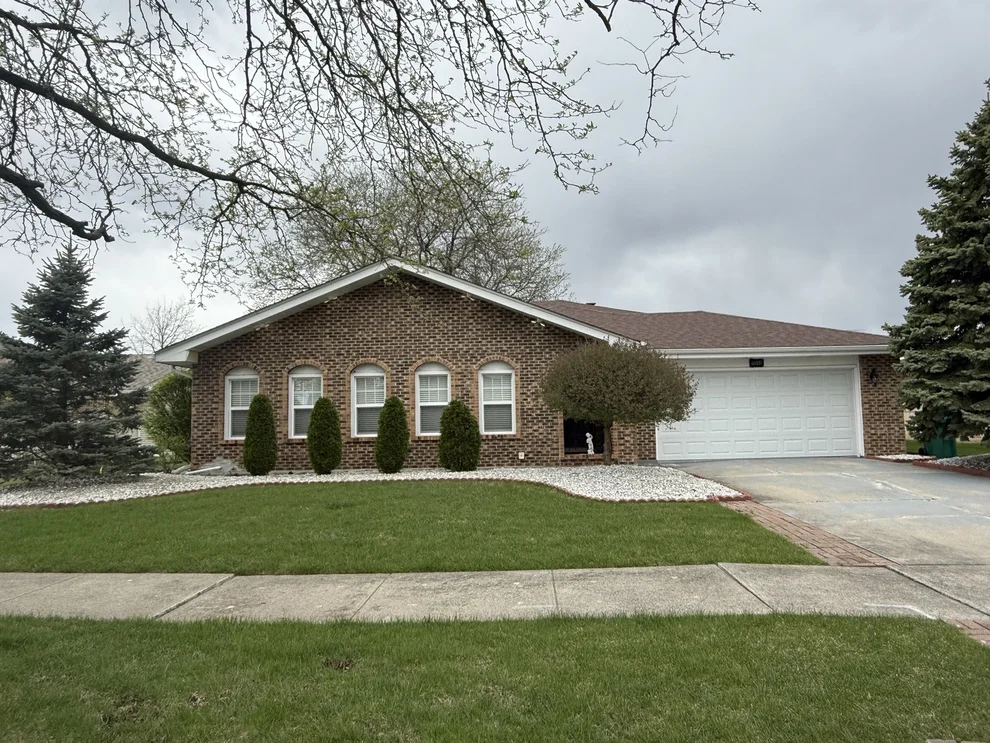 Unit for sale at 15542 Catalina Court, Orland Park, IL 60462