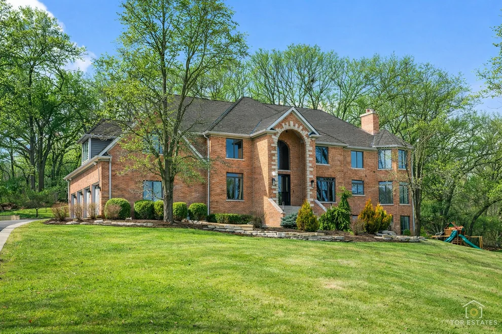 Unit for sale at 25676 N Canyon Creek Court, Barrington, IL 60010