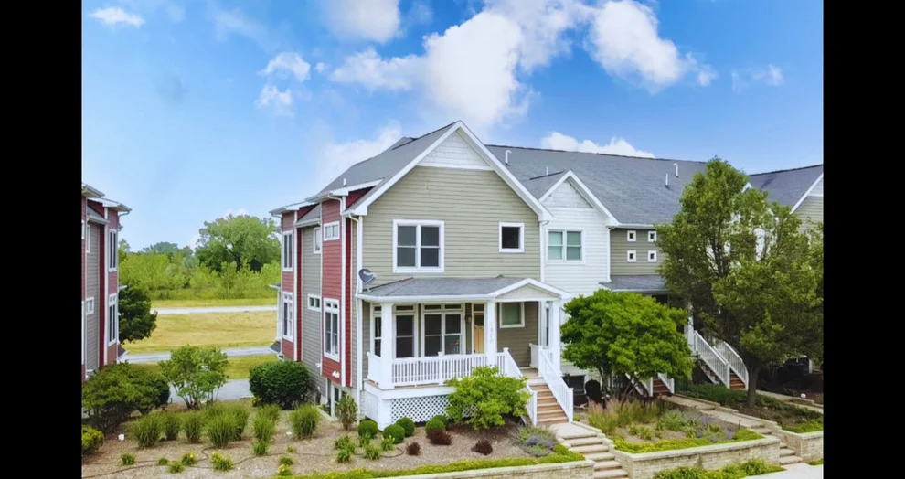 Unit for sale at 1420 Broadway Street, Blue Island, IL 60406
